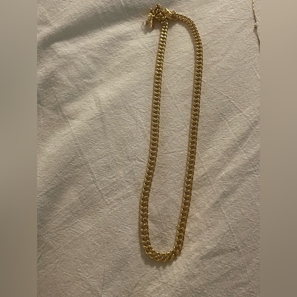 Plated gold curb chain